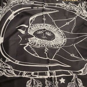 Tapestry - black n white